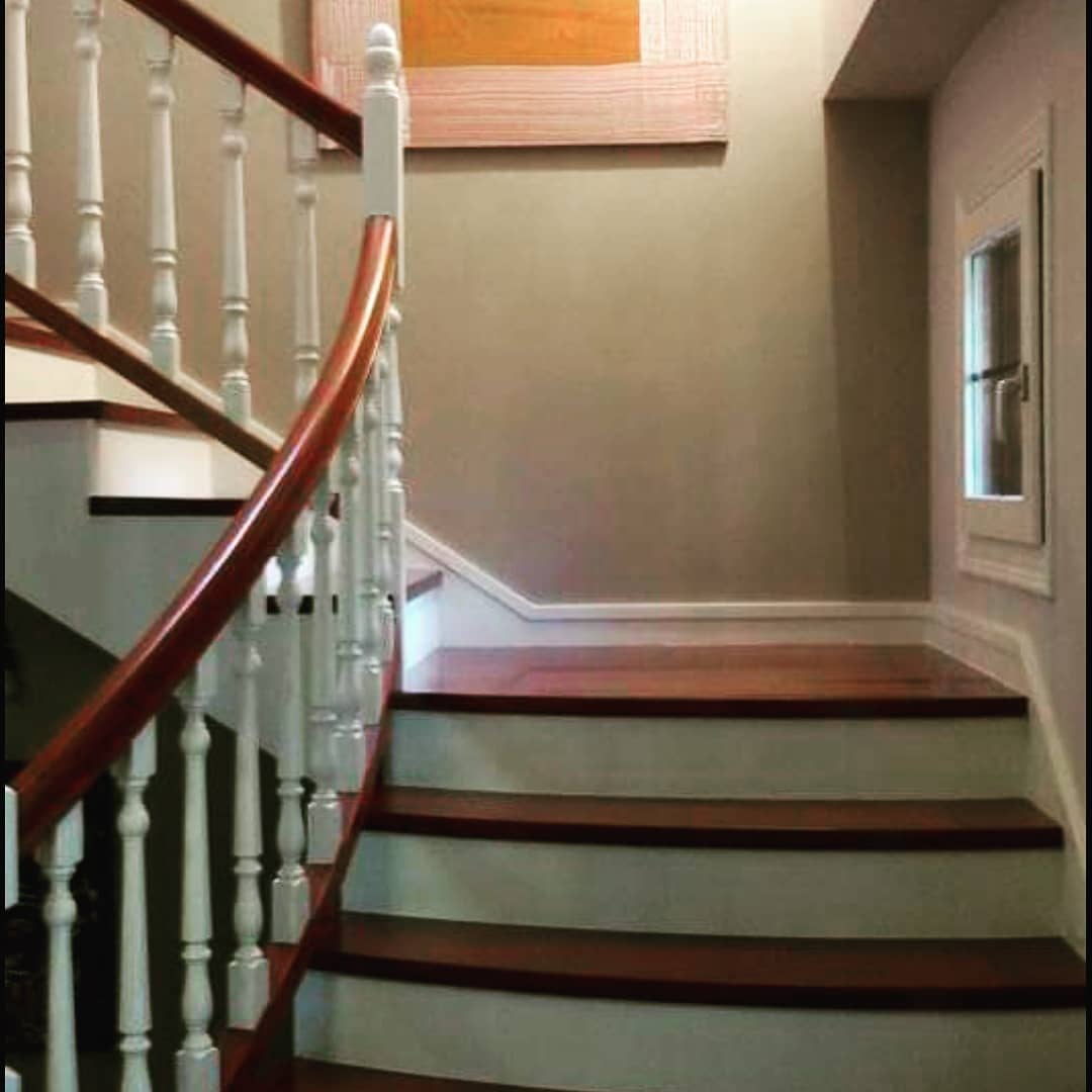 Lacado escalera